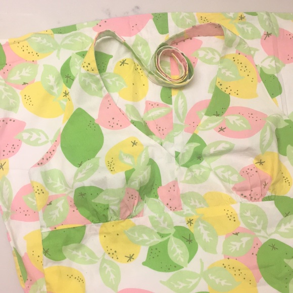 Lilly Pulitzer 👗 - Picture 2 of 6